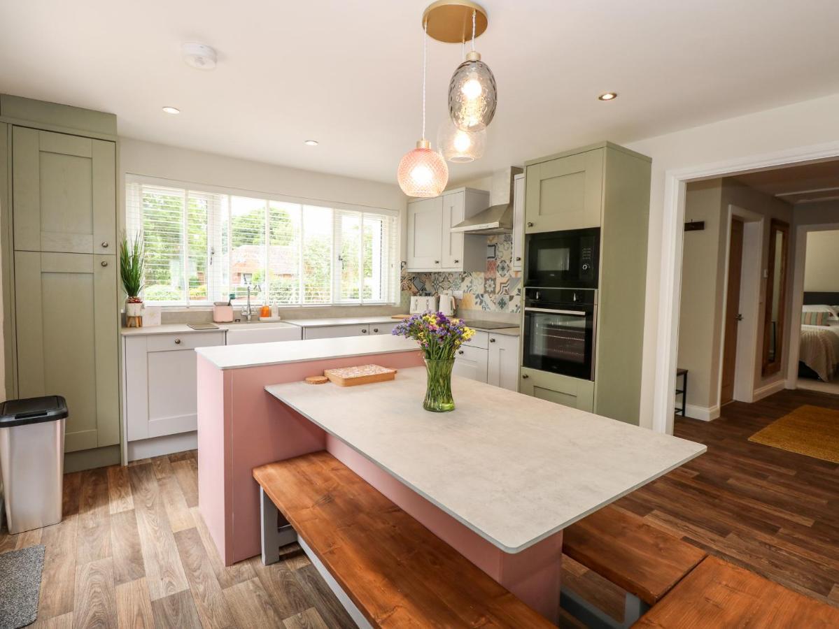 Daisy Tree Cottage Woodhall Spa Buitenkant foto